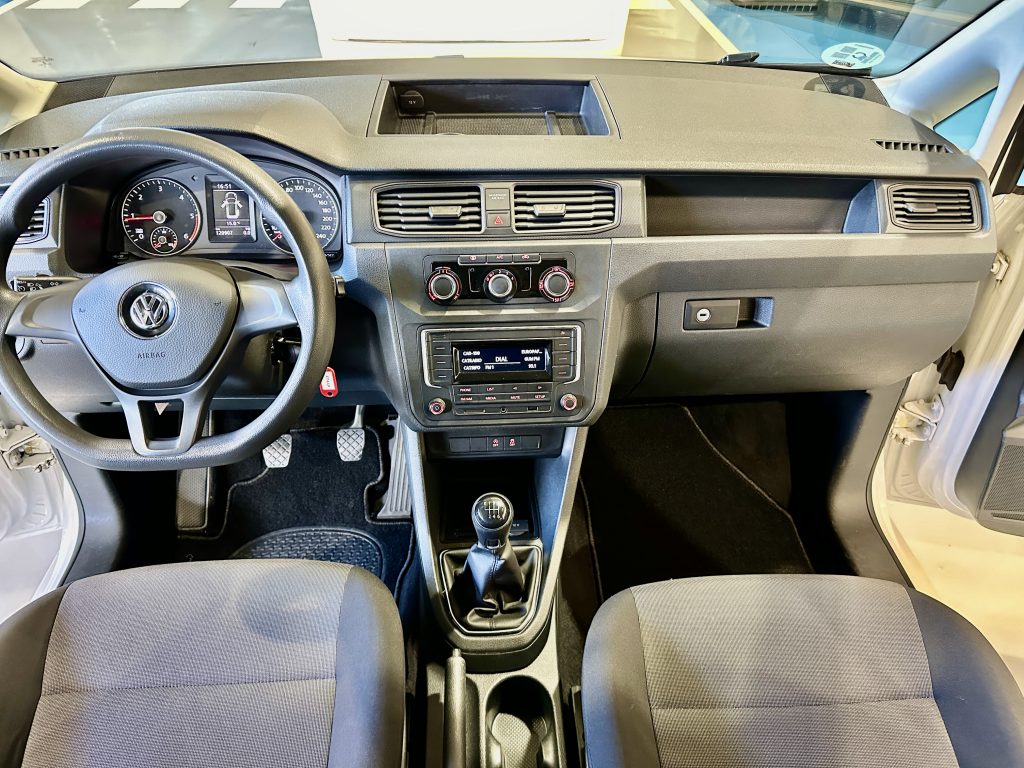 VOLKSWAGEN CADDY 2.0TDI BMT 122CV KOMBI 5 PL. TRENDLINE HIMALAYA 4MOTION 6 VEL + EXTRAS / BLANCO CANDY - foto 29
