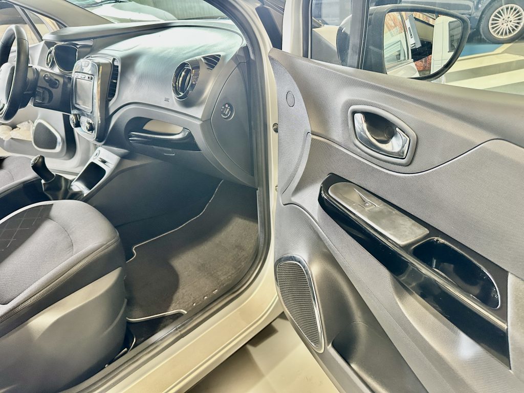 RENAULT CAPTUR 1.5DCI 90CV ZEN ENERGY ECOLEADER EURO6 + EXTRAS - foto 27