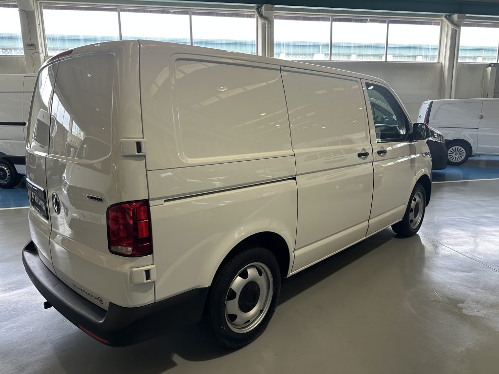 VW TRANSPORTER T6.1 2.0TDI BMT 150CV 4MOTION M6 FURGON CORTO TN / BLANCO CANDY - foto 5