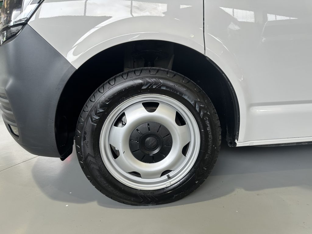 VW TRANSPORTER T6.1 2.0TDI BMT 150CV 4MOTION M6 FURGON CORTO TN / BLANCO CANDY - foto 10