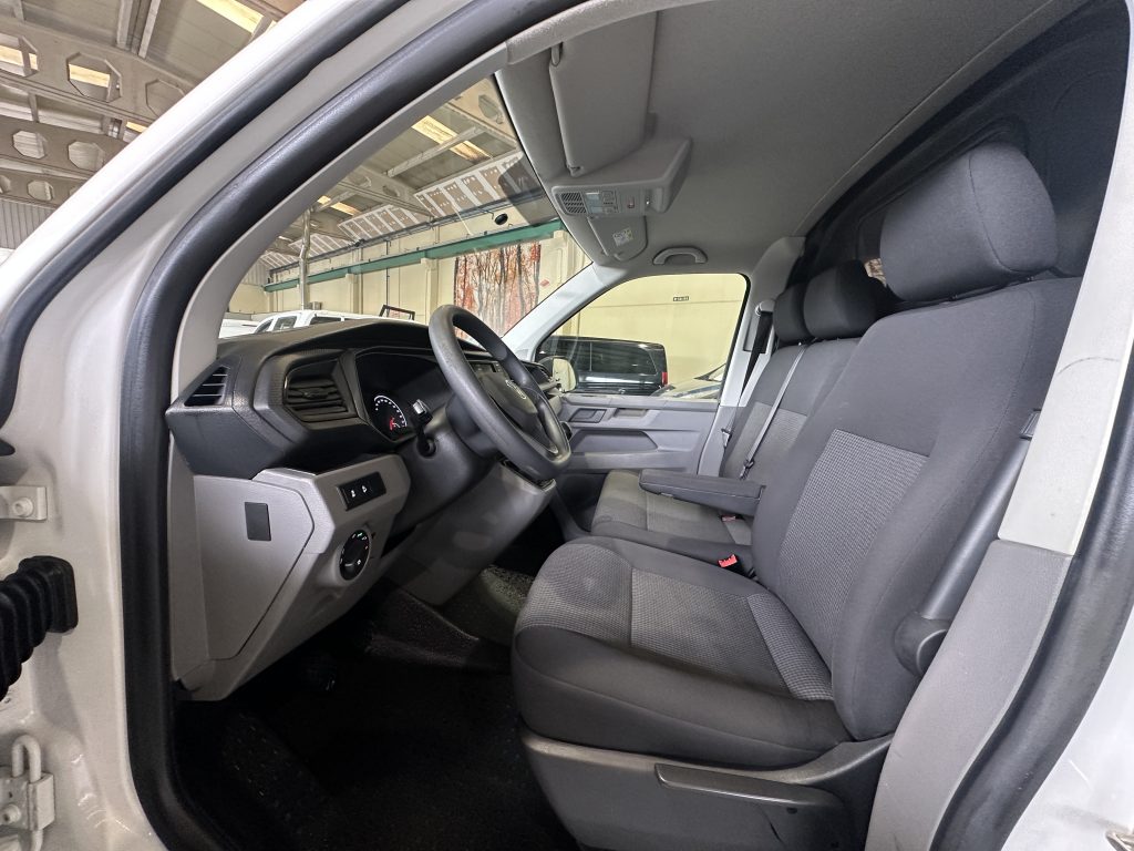 VW TRANSPORTER T6.1 2.0TDI BMT 150CV 4MOTION M6 FURGON CORTO TN / BLANCO CANDY - foto 14