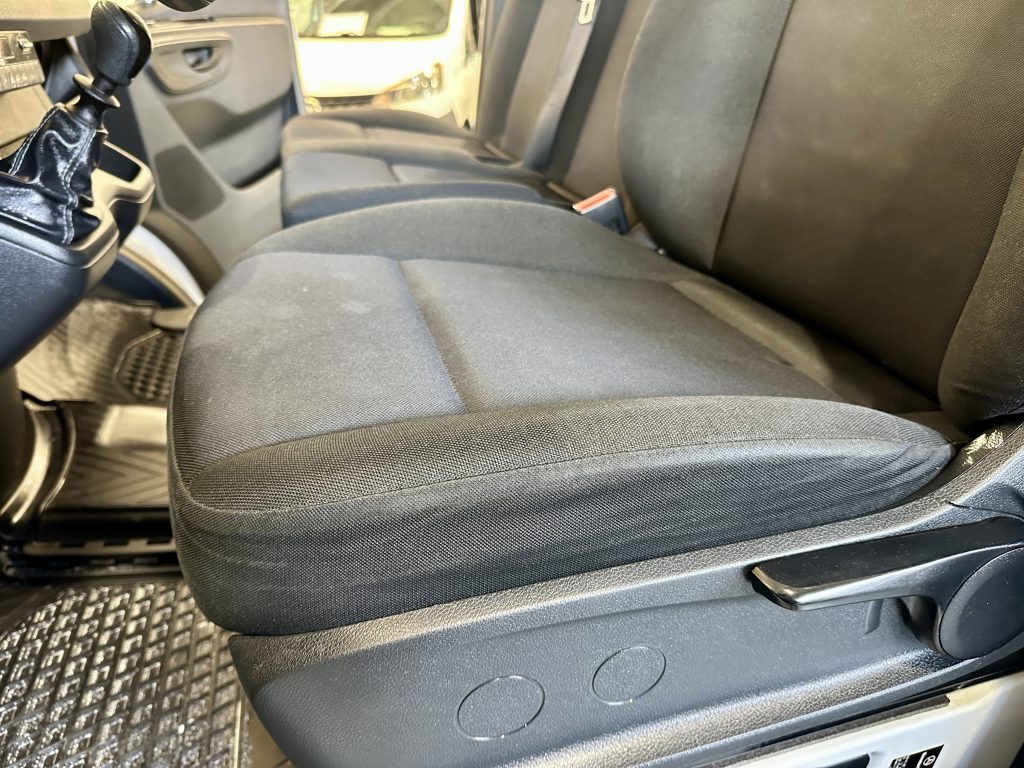 MERCEDES BENZ SPRINTER 311CDI 2.0CDI 114CV RWD FG MEDIO TECHO ELEV 11.3m MBUX + PANEL + EXTRAS / 3.500 KG - foto 14