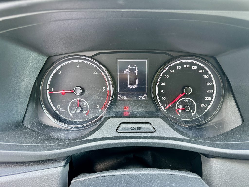 VW TRANSPORTER T6.1 2.0TDI BMT 110CV M6 FURGON CORTO TN / BLANCO CANDY - foto 11