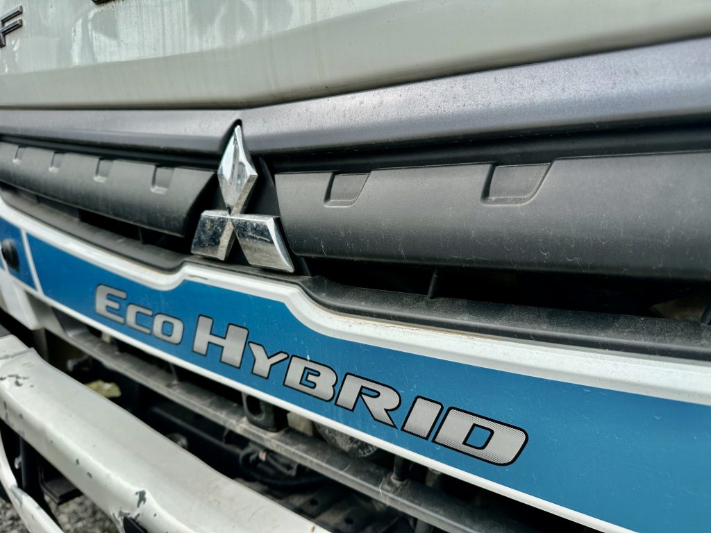 MITSUBISHI CANTER FUSO 7C15 3.0D 150CV AMT DUONIC 3.400 D. EJES EHV ECOHYBRID C/C / 7.500kg - foto 3