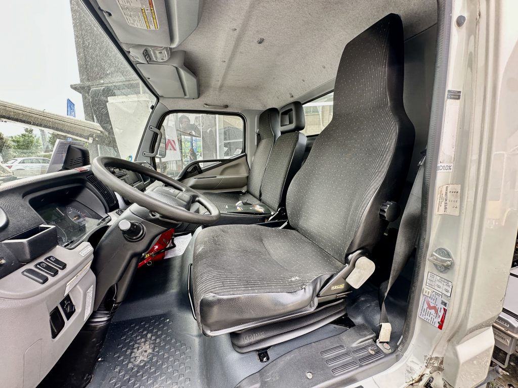 MITSUBISHI CANTER FUSO 7C15 3.0D 150CV AMT DUONIC 3.400 D. EJES EHV ECOHYBRID C/C / 7.500kg - foto 8
