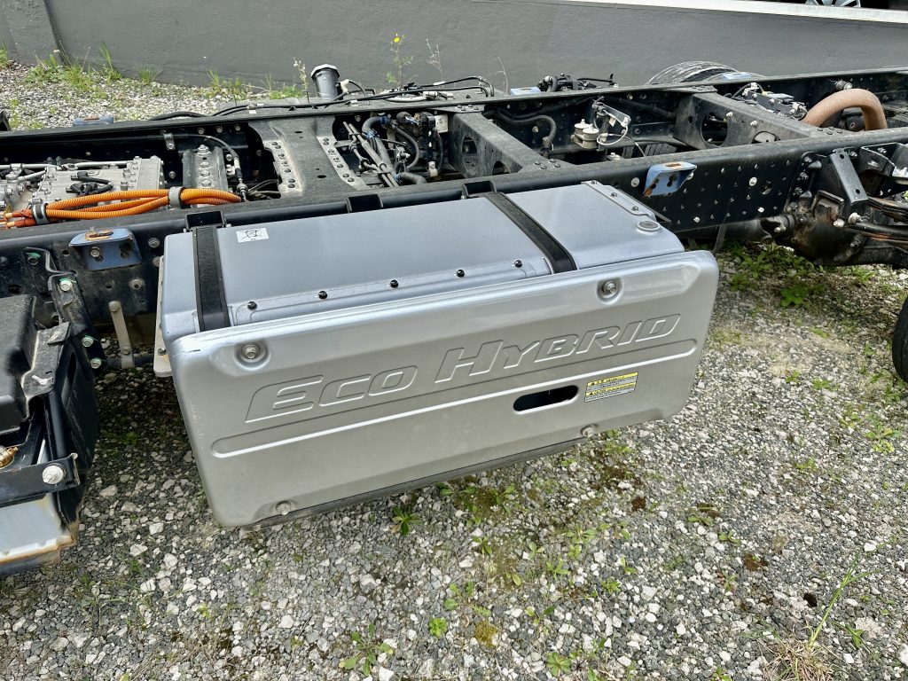 MITSUBISHI CANTER FUSO 7C15 3.0D 150CV AMT DUONIC 3.400 D. EJES EHV ECOHYBRID C/C / 7.500kg - foto 11