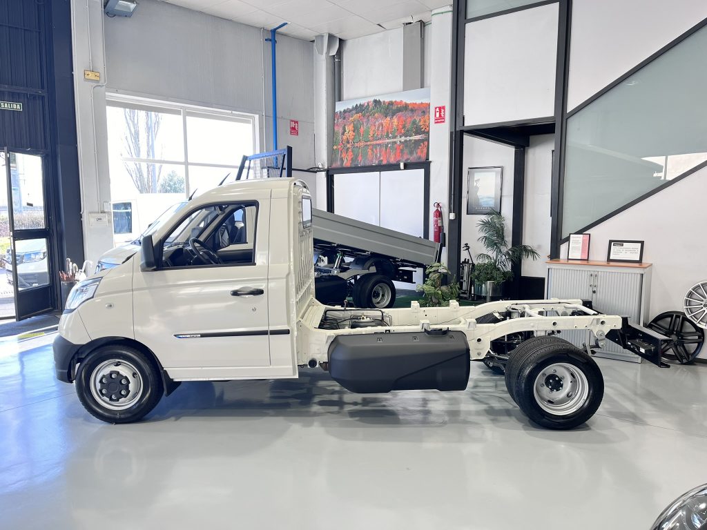 PIAGGIO PORTER NP6 1.5 105CV TOP CHASIS TWB 325LR LARGO / NUEVO A ESTRENAR - foto 8