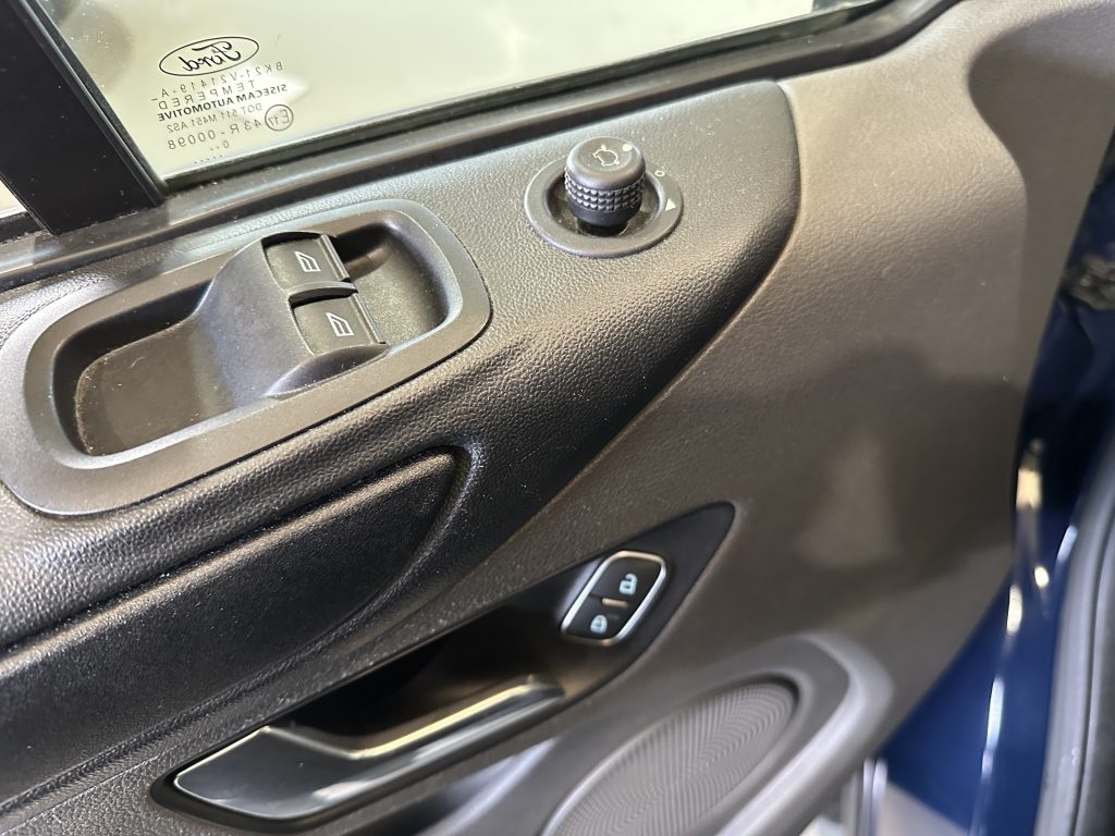 FORD TRANSIT CUSTOM 2.0TDCI 130CV ECOHYBRID TREND L1 BY TINKERVAN PACK VIVIENDA / TURISMO - foto 24