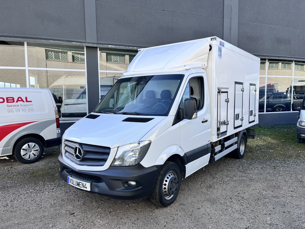 MERCEDES BENZ SPRINTER 519CDI 3.0CDI V6 190CV BlueTEC AUT C/C ISOTERMO + FRIO -20 / 5.000KG - foto 2