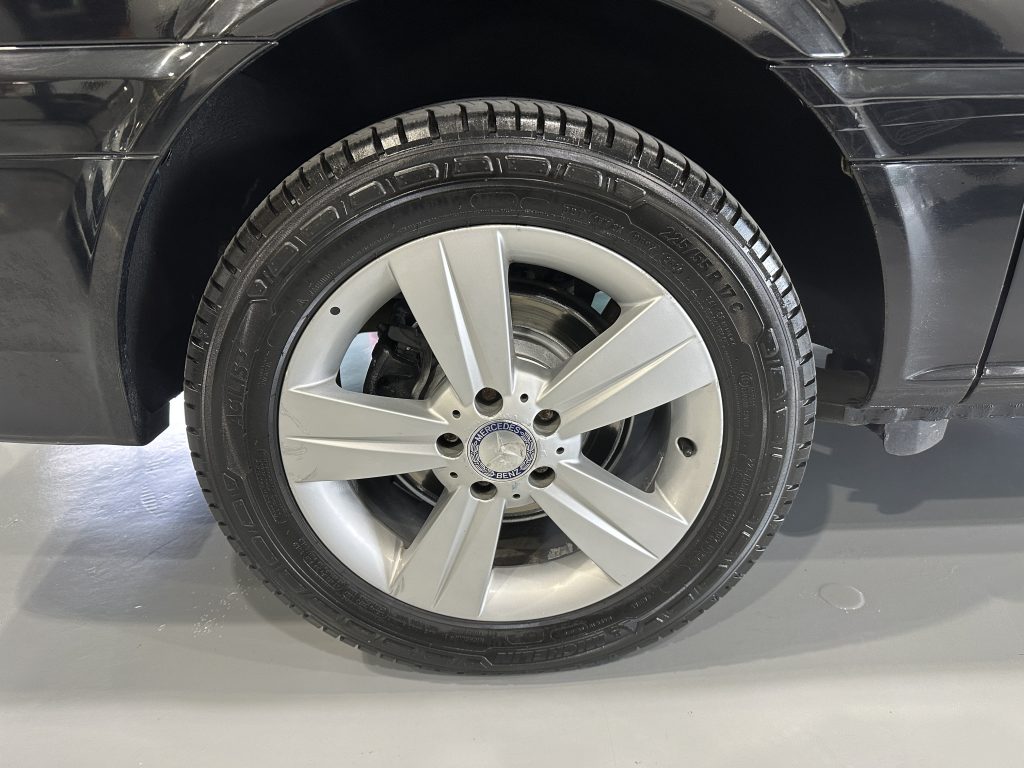 MB VIANO 2.2CDI 136CV M6 RWD TREND ACTIVITY LARGA 7 PL. / TURISMO - foto 9
