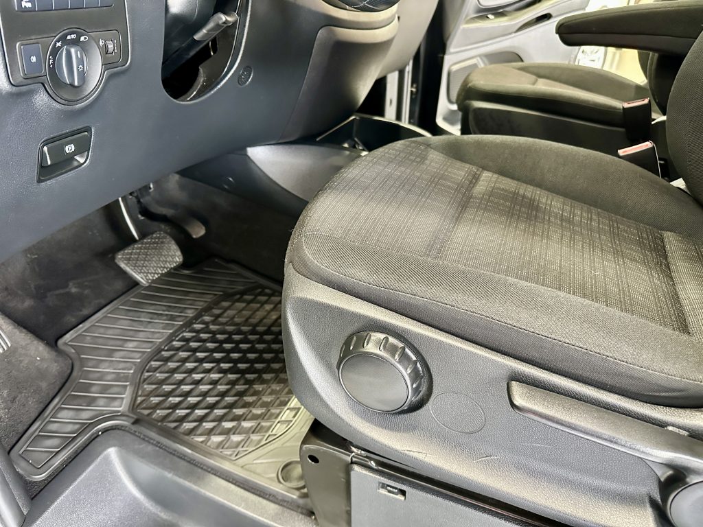 MERCEDES VITO 114CDI TOURER SELECT 7G TRONIC RWD VIVIENDA «BY TINKERVAN» FULL EQUIPE+TURISMO / GRIS PEDERNAL - foto 16