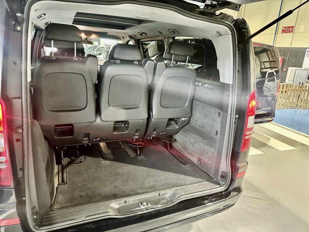 MB VIANO 2.2CDI 136CV M6 RWD TREND ACTIVITY LARGA 7 PL. / TURISMO - foto 17
