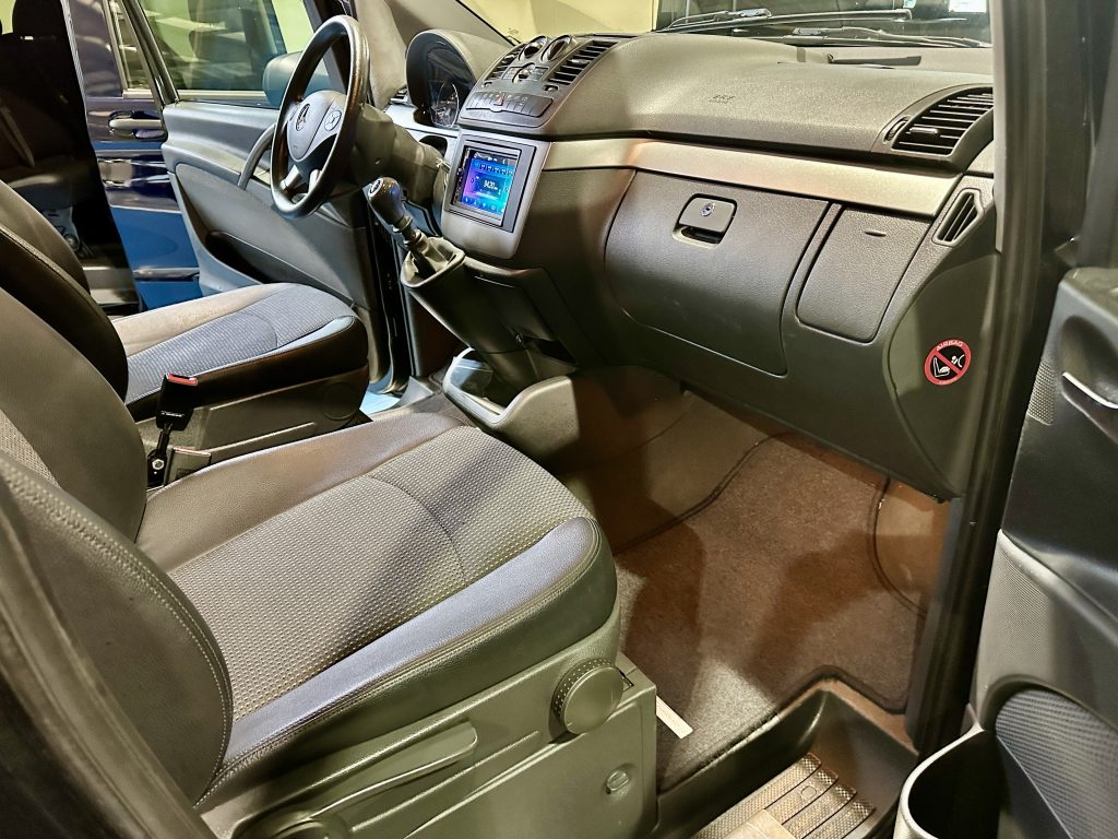 MB VIANO 2.2CDI 136CV M6 RWD TREND ACTIVITY LARGA 7 PL. / TURISMO - foto 22