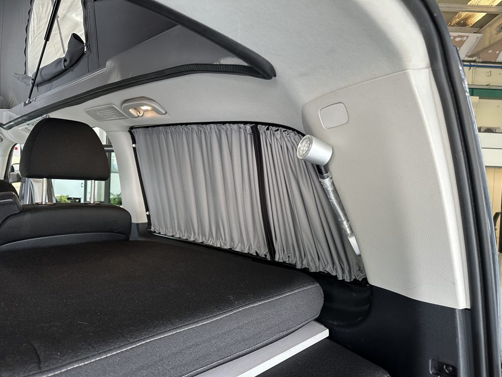 MERCEDES VITO 114CDI TOURER SELECT 7G TRONIC RWD VIVIENDA «BY TINKERVAN» FULL EQUIPE+TURISMO / GRIS PEDERNAL - foto 29