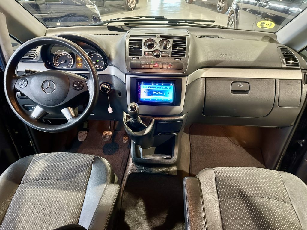 MB VIANO 2.2CDI 136CV M6 RWD TREND ACTIVITY LARGA 7 PL. / TURISMO - foto 28