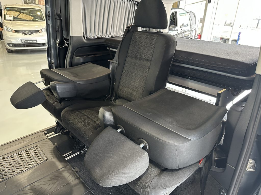 MERCEDES VITO 114CDI TOURER SELECT 7G TRONIC RWD VIVIENDA «BY TINKERVAN» FULL EQUIPE+TURISMO / GRIS PEDERNAL - foto 42