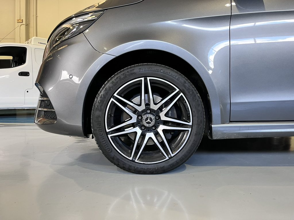 MERCEDES BENZ V220CDI MARCO POLO HORIZON 9GTRONIC 4MATIC + PAQUETE DEPORTIVO / GRIS GRAFITO - foto 2