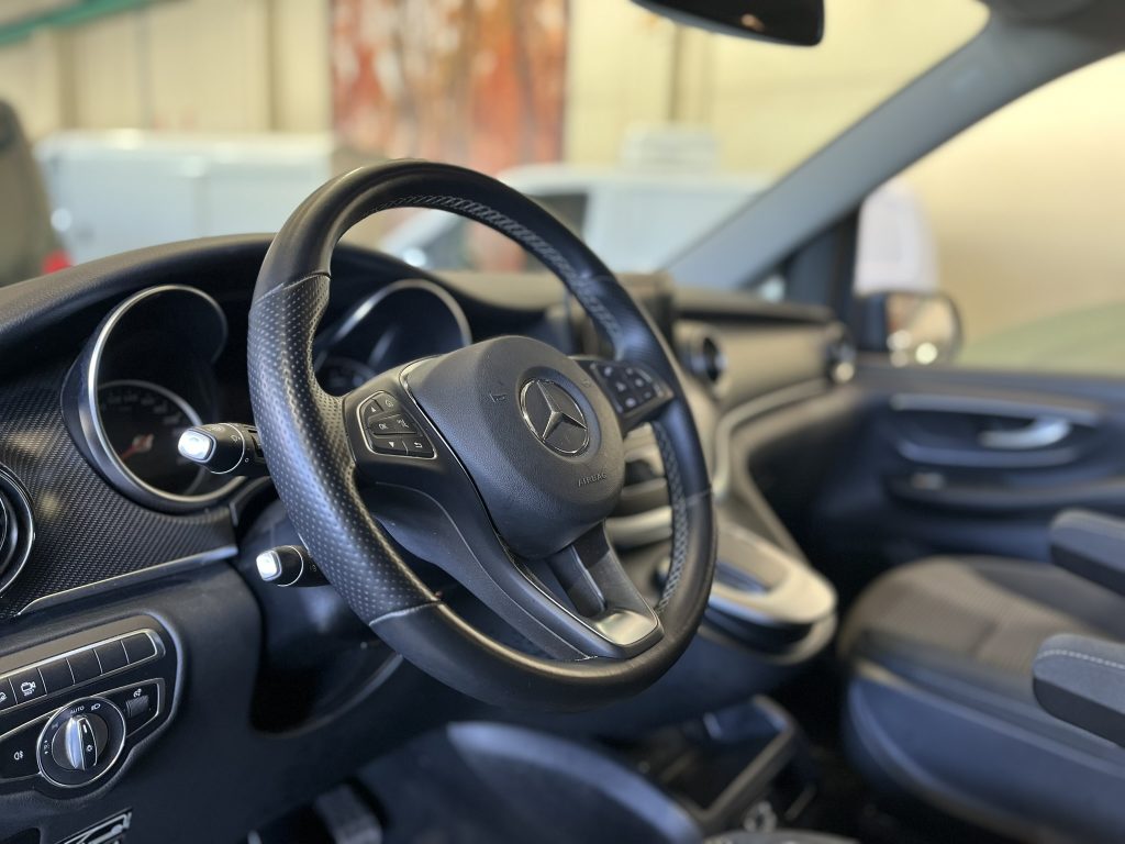 MERCEDES BENZ V220CDI MARCO POLO HORIZON 9GTRONIC 4MATIC + PAQUETE DEPORTIVO / GRIS GRAFITO - foto 11