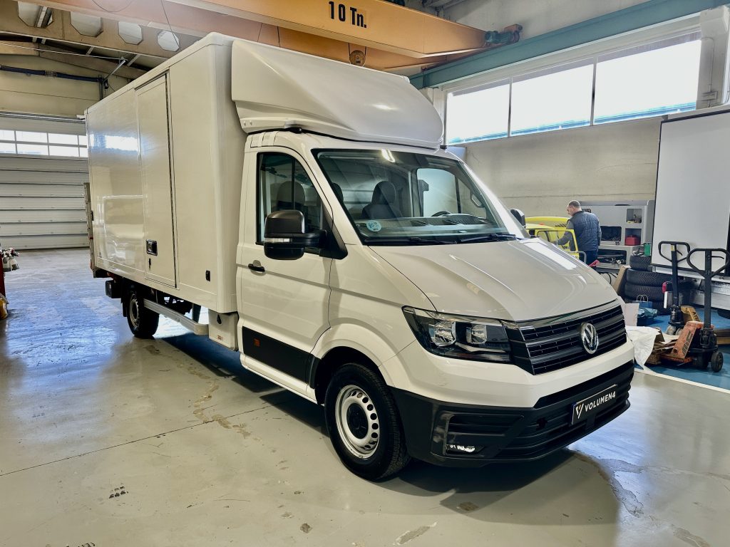 VW CRAFTER 2.0TDI BMT 140CV L4 FWD BOX 35RS C/C PAQUETERO 22M CUB 4,30 + PLATAFORMA DHOLL / CARGA UTIL 610 KG - foto 4