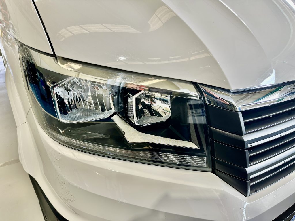 VW CRAFTER 2.0TDI BMT 140CV L4 FWD BOX 35RS C/C PAQUETERO 22M CUB 4,30 + PLATAFORMA DHOLL / CARGA UTIL 610 KG - foto 17