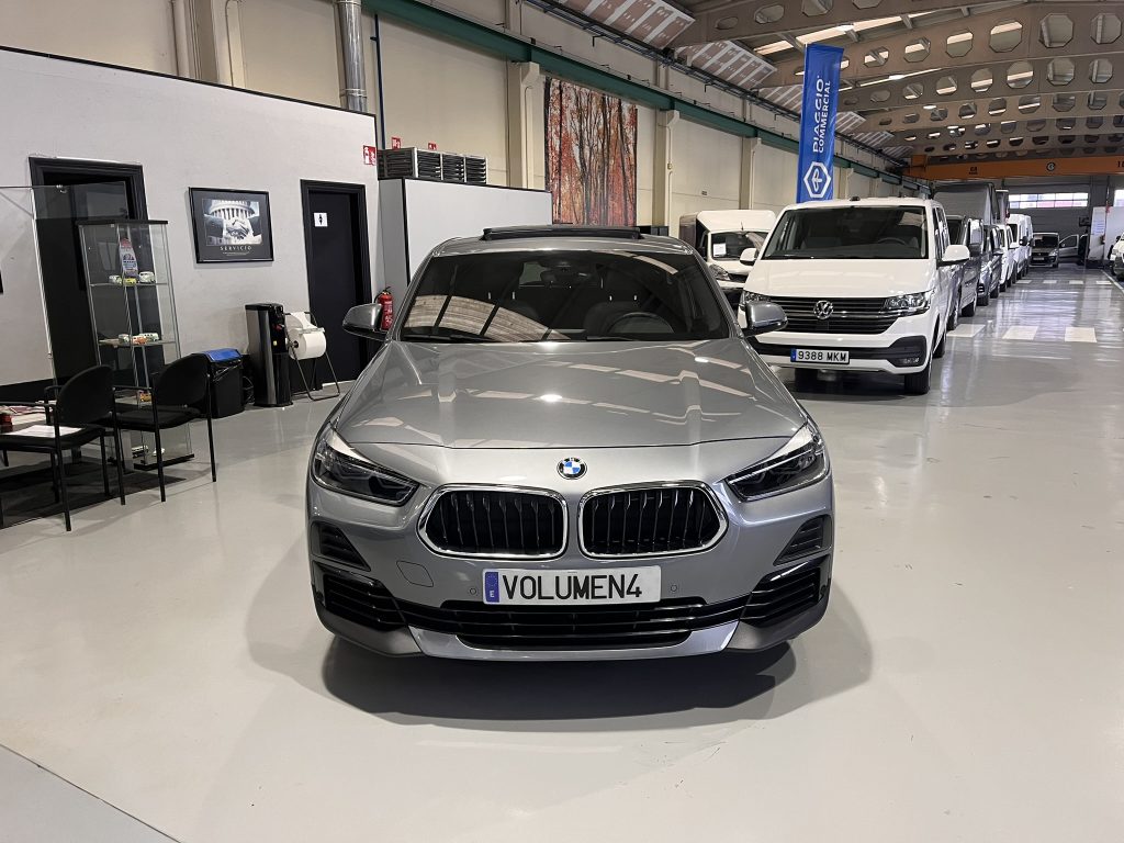 BMW X2 SDRIVE 1.8i 140CV 5P AUT TECHO + NAVEGADOR + PAQUETE DEPORTIVO + EXTRAS - foto 7