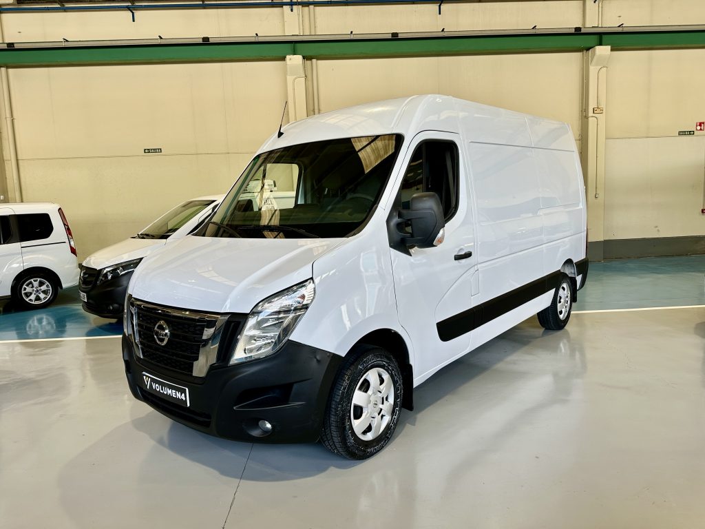 NISSAN INTERSTAR 2.3dCi 136CV FWD FURGON L2H2 10,8M COMFORT PLUS 35T / 1.400KG CARGA UTIL - foto 1