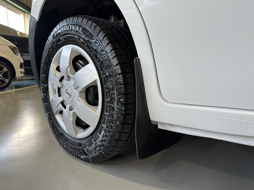 NISSAN INTERSTAR 2.3dCi 136CV FWD FURGON L2H2 10,8M COMFORT PLUS 35T / 1.400KG CARGA UTIL - foto 12