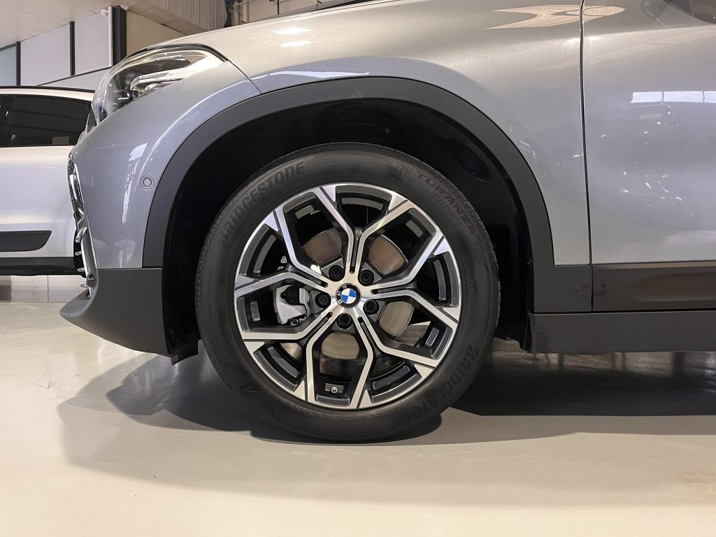 BMW X2 SDRIVE 1.8i 140CV 5P AUT TECHO + NAVEGADOR + PAQUETE DEPORTIVO + EXTRAS - foto 8
