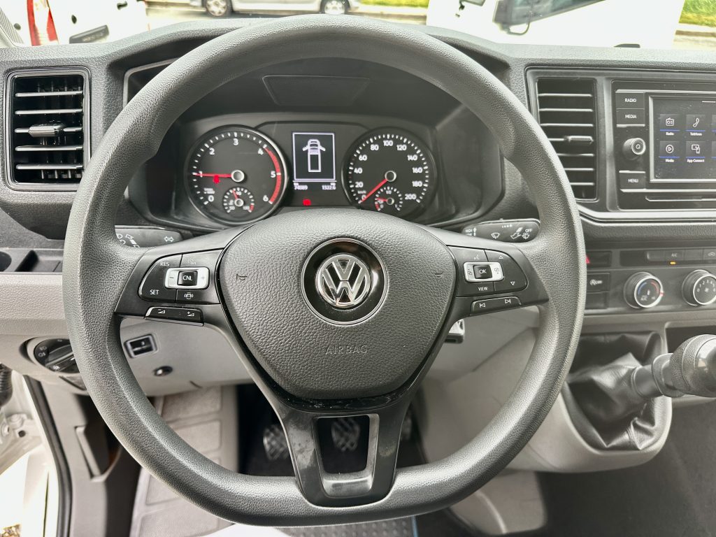 VW CRAFTER 2.0TDI BMT 140CV L4 FWD BOX 35RS C/C PAQUETERO 22M CUB 4,30 + PLATAFORMA DHOLL / CARGA UTIL 610 KG - foto 36