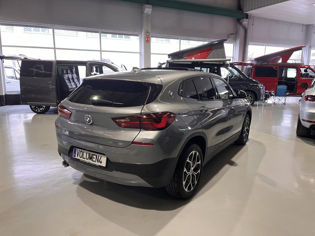 BMW X2 SDRIVE 1.8i 140CV 5P AUT TECHO + NAVEGADOR + PAQUETE DEPORTIVO + EXTRAS - foto 3