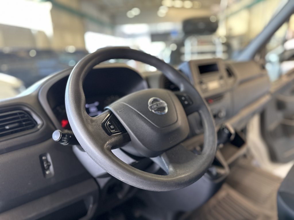 NISSAN INTERSTAR 2.3dCi 136CV FWD FURGON L2H2 10,8M COMFORT PLUS 35T / 1.400KG CARGA UTIL - foto 19