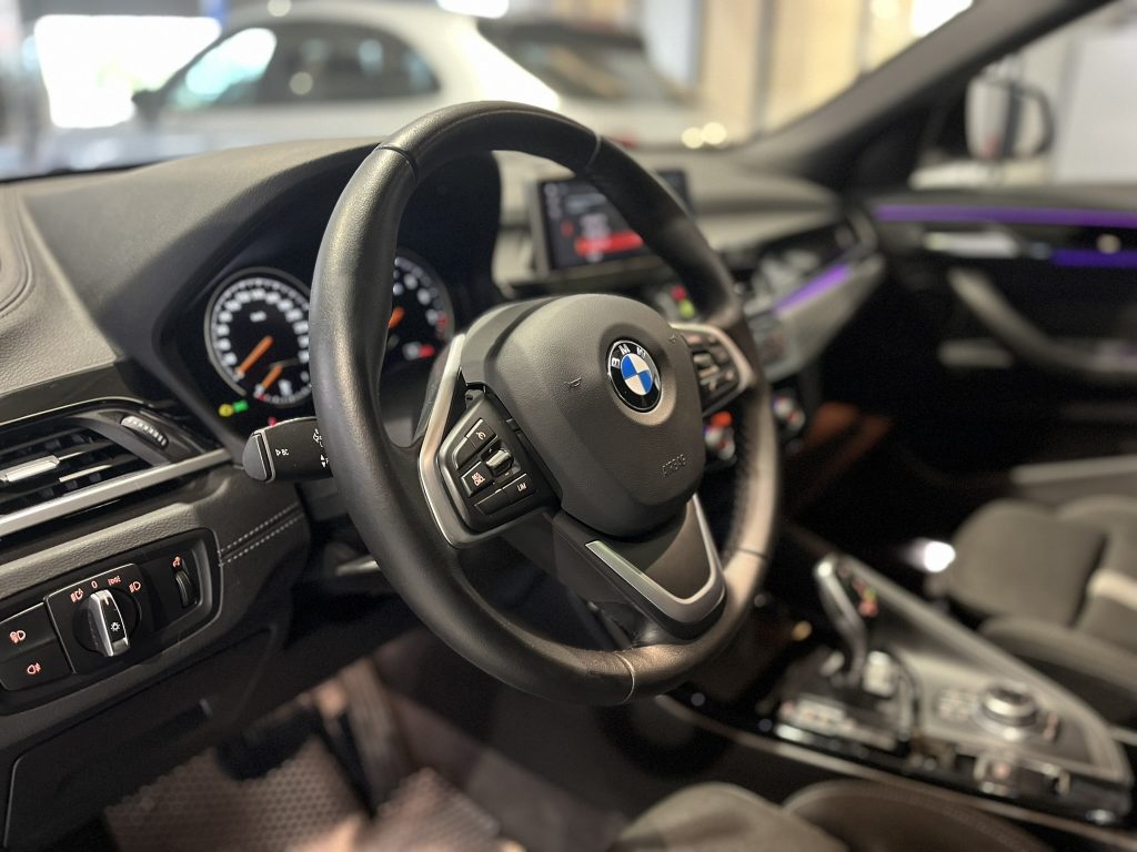 BMW X2 SDRIVE 1.8i 140CV 5P AUT TECHO + NAVEGADOR + PAQUETE DEPORTIVO + EXTRAS - foto 16