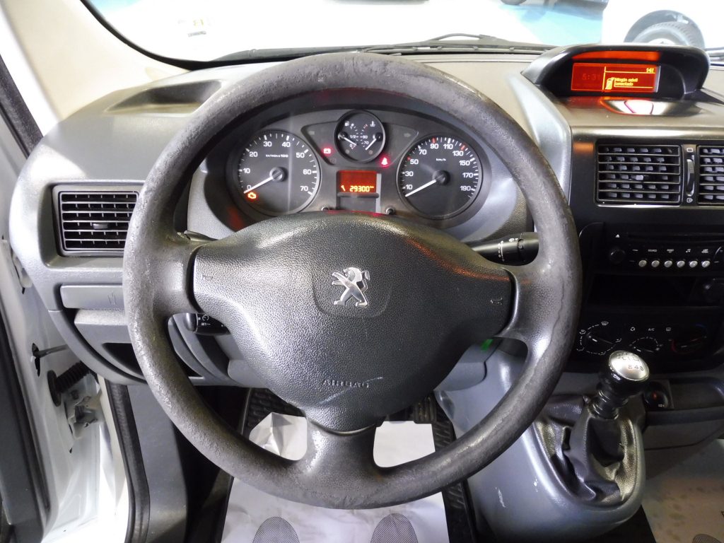 PEUGEOT EXPERT 2.0HDI 130CV FURGÓN L2H2 CAJA ISOTERMO IR - foto 11