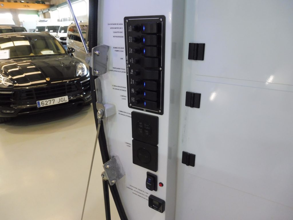 CELULA VIVIENDA DESMONTABLE PARA PICK UP PARA HASTA 4 PERSONAS – NUEVA A ESTRENAR - foto 7