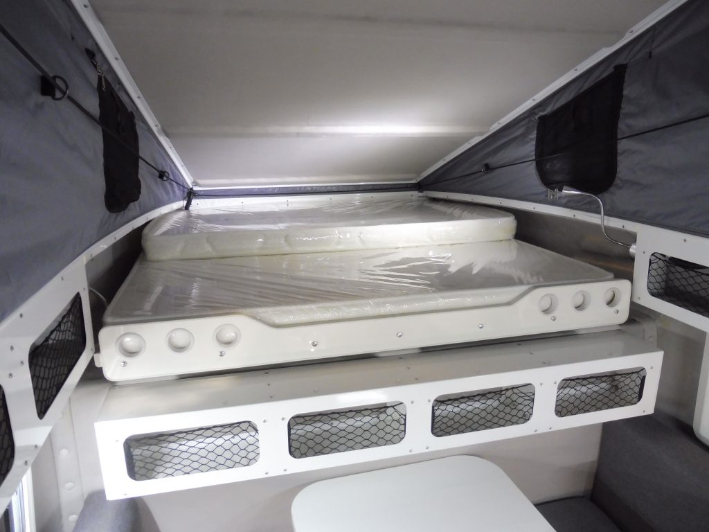 CELULA VIVIENDA DESMONTABLE PARA PICK UP PARA HASTA 4 PERSONAS – NUEVA A ESTRENAR - foto 11
