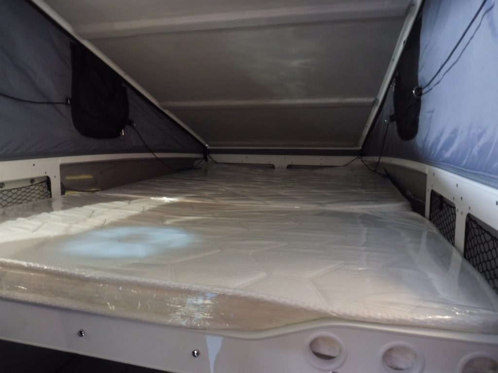CELULA VIVIENDA DESMONTABLE PARA PICK UP PARA HASTA 4 PERSONAS – NUEVA A ESTRENAR - foto 17