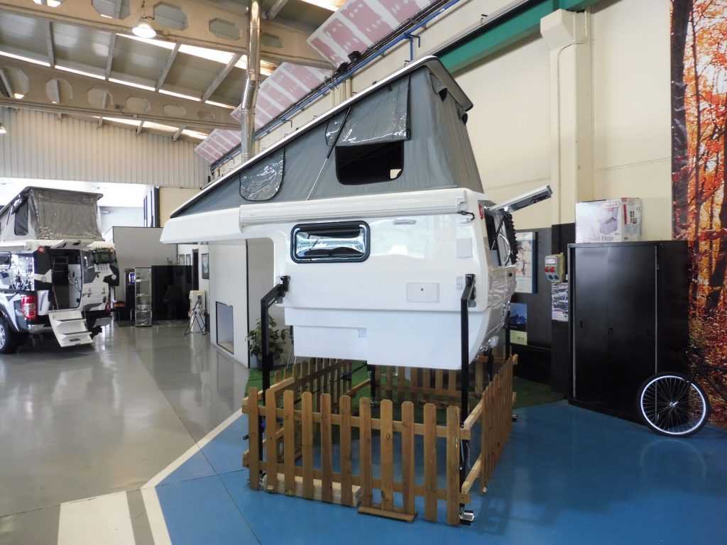 CELULA VIVIENDA DESMONTABLE PARA PICK UP PARA HASTA 4 PERSONAS – NUEVA A ESTRENAR - foto 18