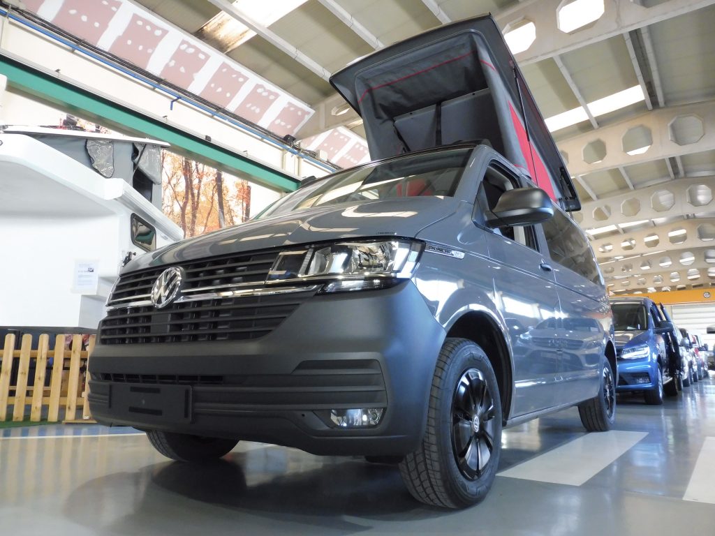 VOLKSWAGEN CARAVELLE T6.1 150CV ORIGIN «BY TINKERVAN» PACK VIVIENDA + TECHO – NUEVA A ESTRENAR - foto 5