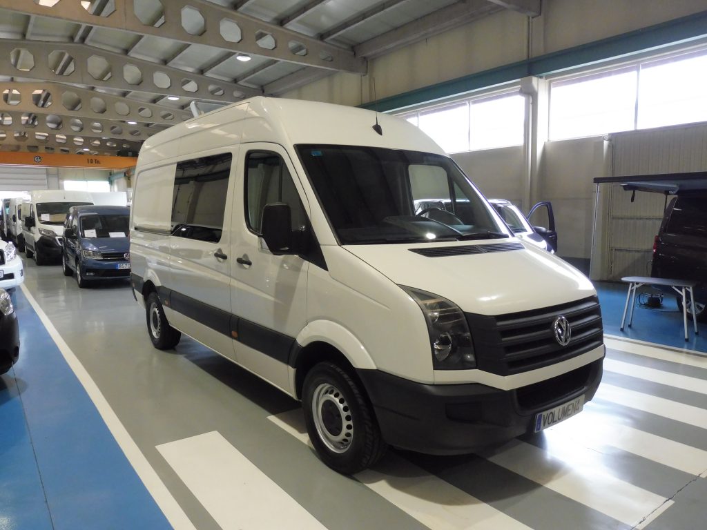 VOLKSWAGEN CRAFTER 2.0TDI 136CV FURGÓN MEDIO ELEVADO VIVIENDA + EXTRAS - foto 19