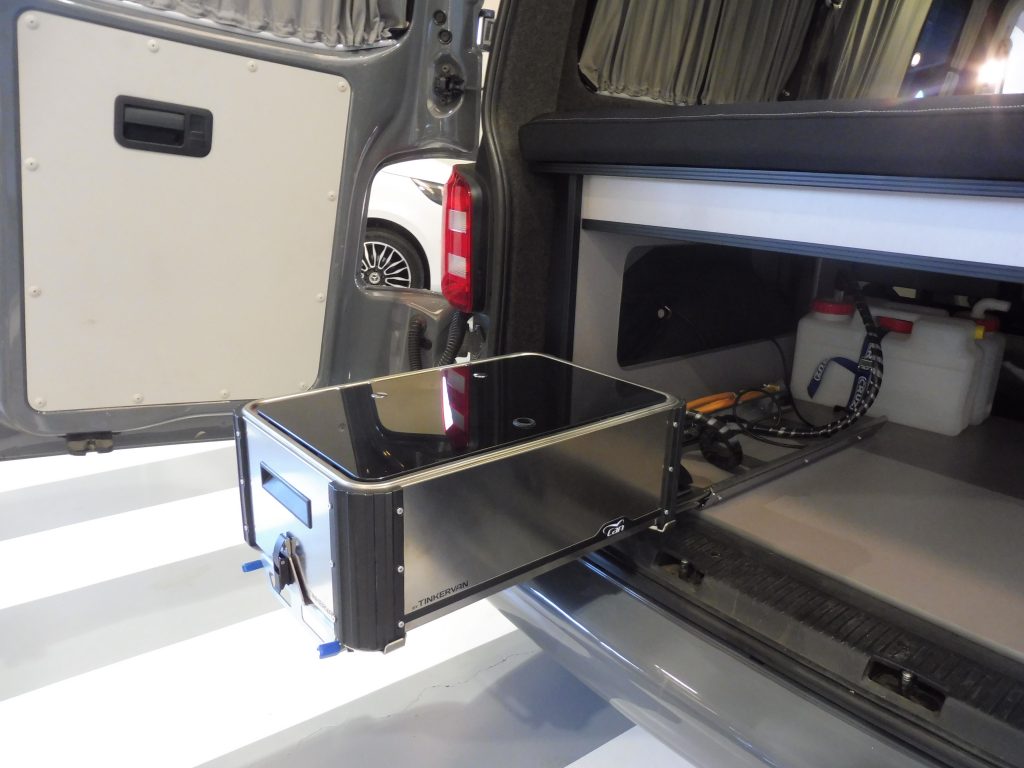 VOLKSWAGEN TRANSPORTER PRO T5 2.0TDI 114CV BYTINKERVAN + TECHO + MODULO COCINA - foto 27